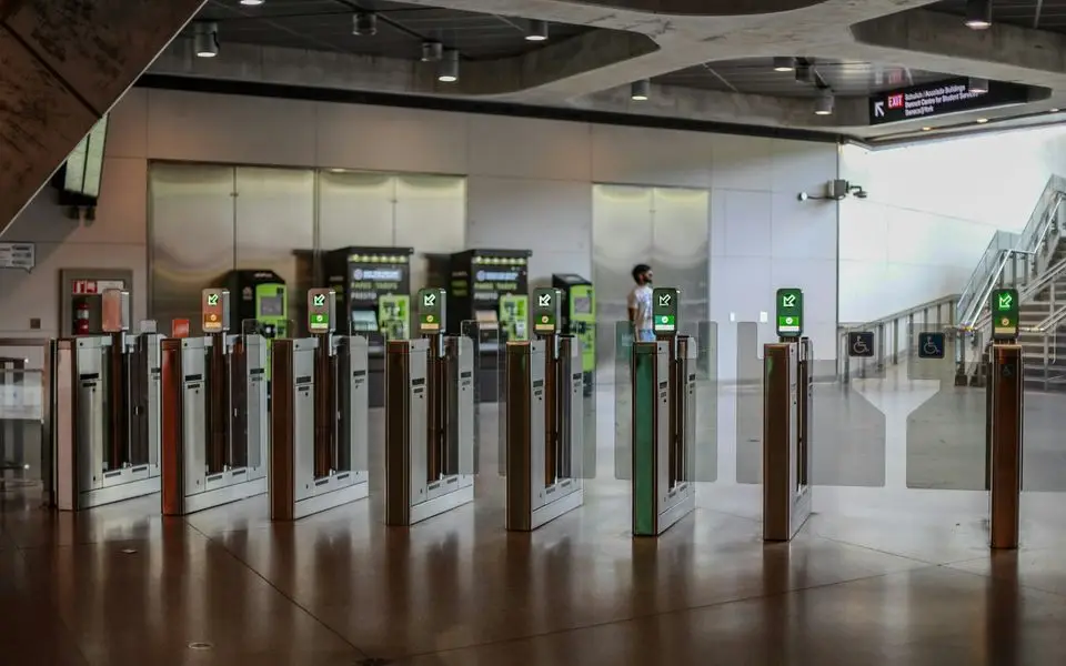 Access control and speed gates